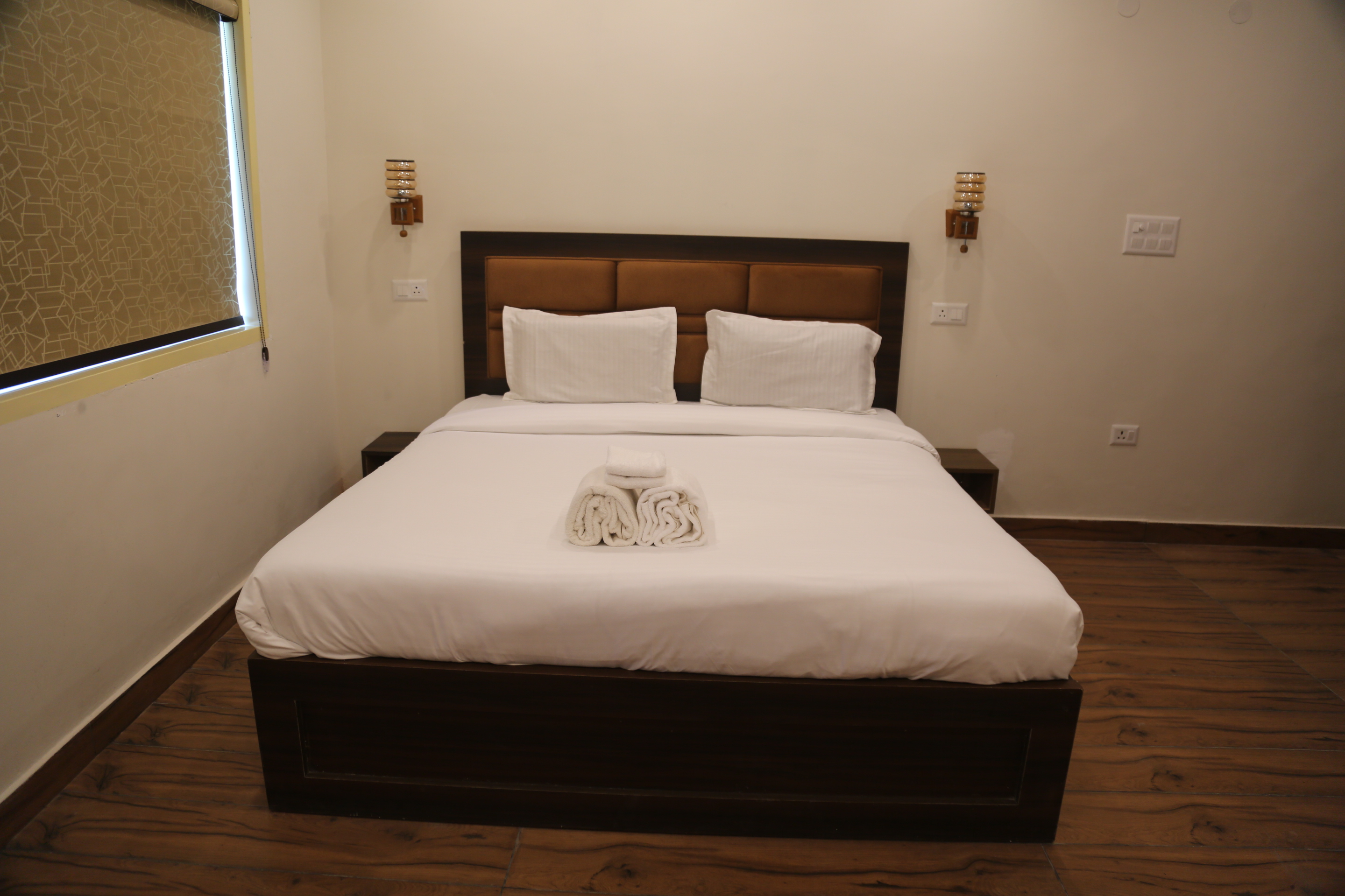 Front exterior of Hotel Kuber Residency New Delhi