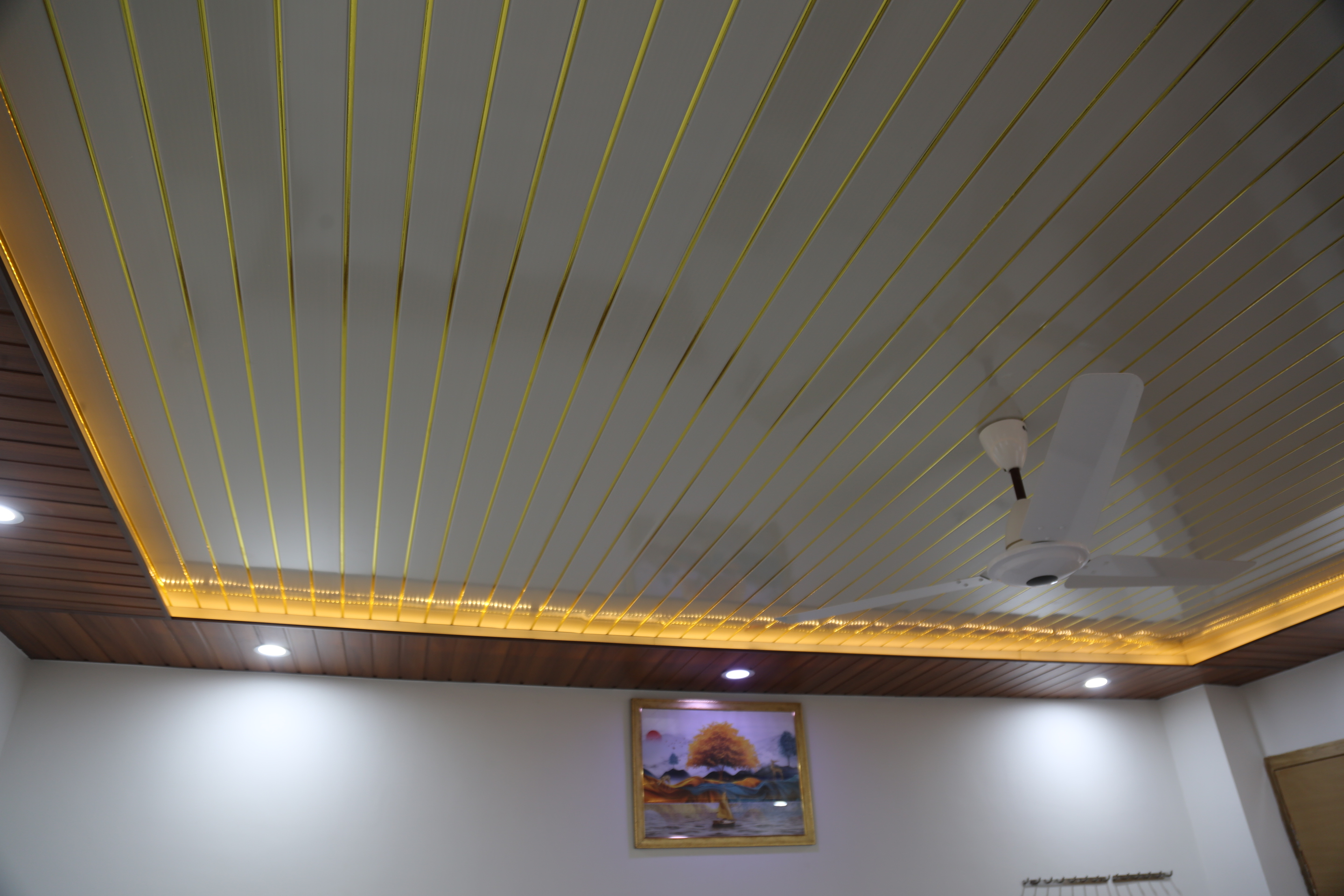 Hourly Short Stay AC Room at Hotel Kuber Residency Dwarka Sector 9 New Delhi